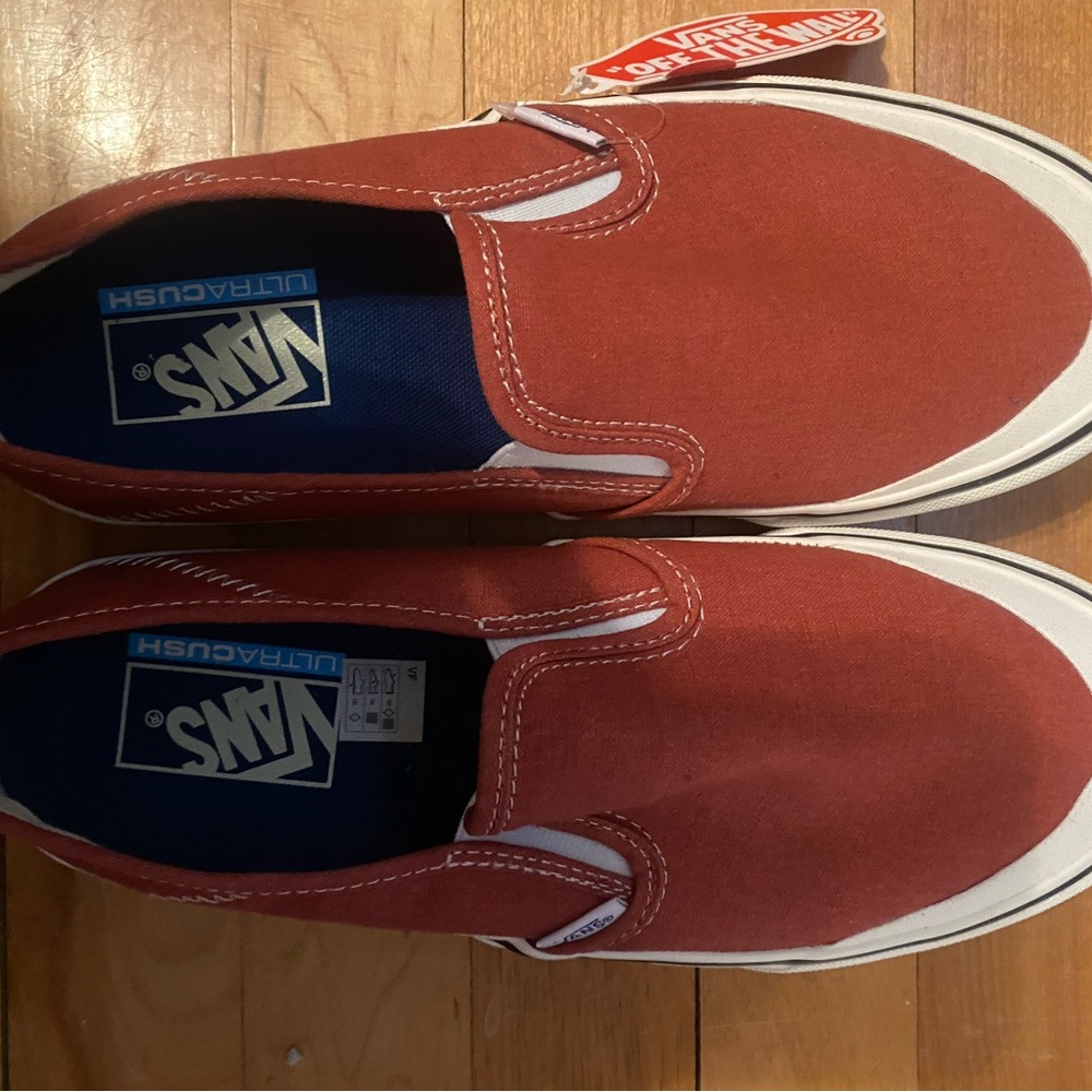 Vans surf slip on shoe